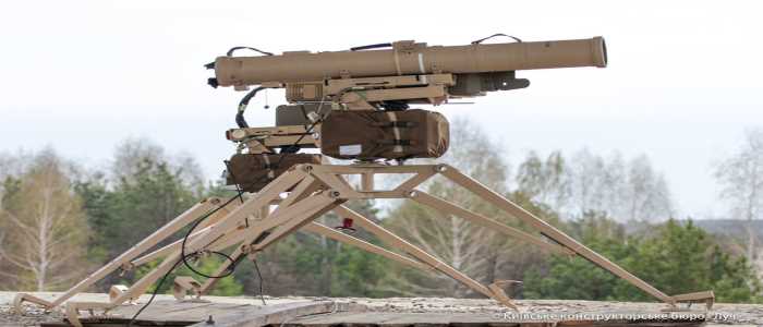 أوكرانيا تختبر إطلاق إصدار متقدم من صواريخ SKIF الموجهة المضادة للدبابات.