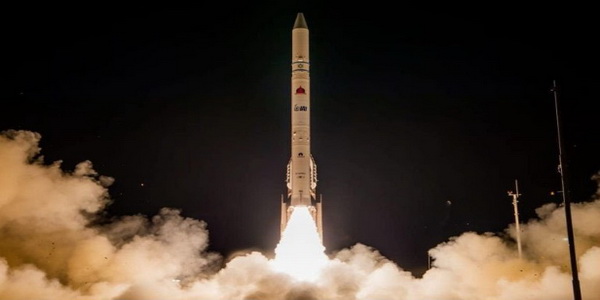 المغرب | السعي لشراء قمرين تجسس فضائية نوع Ofek 13 من إنتاج إدارة الفضاء والأقمار الصناعية الإسرائيليلة IMoD.