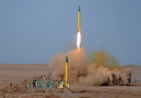 مناورات جديدة للحرس الثورى الإيراني وإختبار قذائف صاروخية ذكية