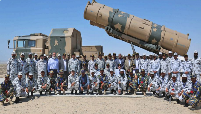 البحرية الباكستانية تختبر بنجاح إطلاق صاروخ الدفاع الساحلي Zarb"- ضرب" المضاد للسفن.