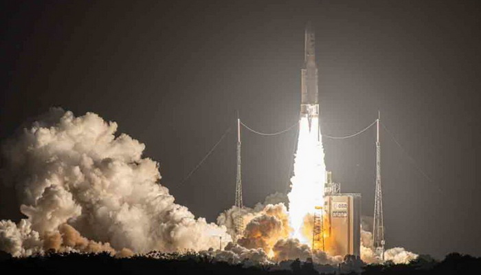 قمر الاتصالات المصري طيبة TIBA-1 ينطلق بنجاح نحو الفضاء من جويانا الفرنسية.