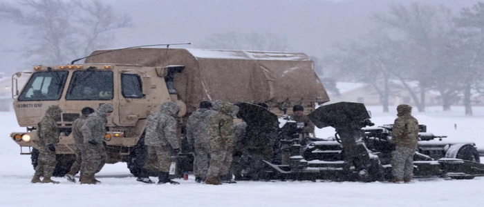 القوات الأمريكية تستعد لحرب الشتاء.