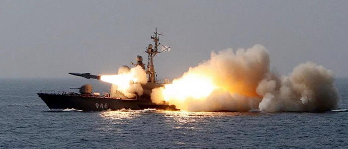 البحرية الروسية تتقدم بتطوير نوع جديد من أسلحة الصواريخ الفرط صوتية.