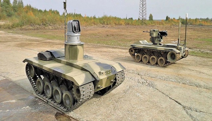 روسيا تكشف عن روبوت مقاتل متعدد المهام