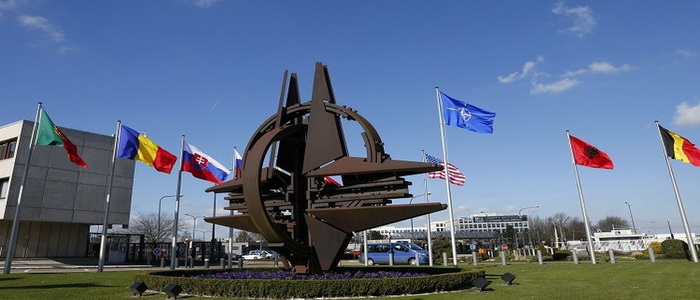 الناتو ينفق ثلاثة مليارات يورو على تحديث دفاعات الأقمار الصناعية والانترنت