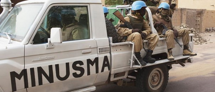 مالي | استهداف دورية ألمانية تابعة لبعثة الأمم المتحدة المتكاملة في مالي (مينوسما) بهجوم انتحاري بسيارة مفخخة.