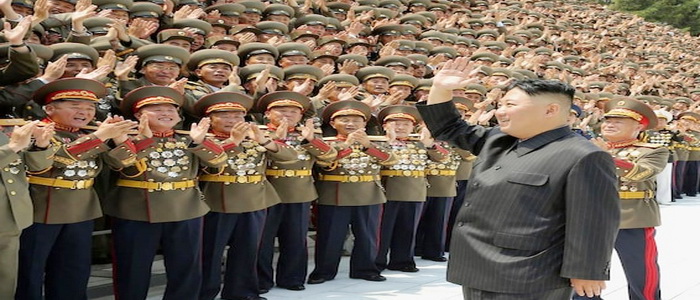 كوريا الشمالية | الرئيس كيم جونغ أون يتعهد ببناء جيش "لا يقهر" وسط شكوك أمريكية.