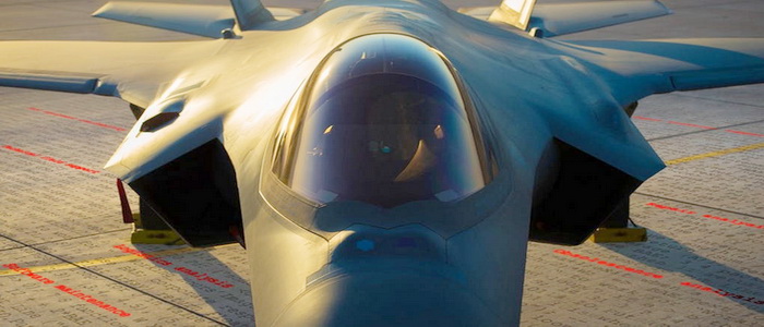 الولايات المتحدة | شركة لوكهيد مارتن تصمم متغيرًا جديدًا لمقاتلة F-35 خصيصًا لعميل مبيعات عسكرية أجنبية غير محدد.