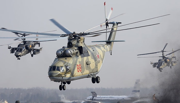 روسيا | صناعة الدفاع الروسية تكشف عن أنواع المروحيات التي لعبت دورًا محوريًا في عملية أوكرانيا.