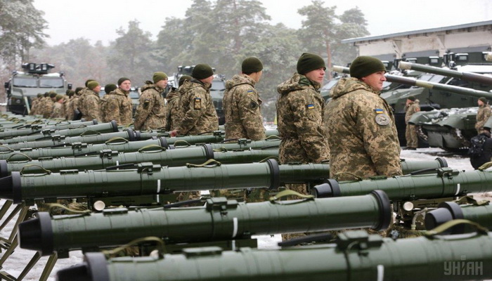 أوكرانيا | إستخدام واسع ومنافسة بين عائلات الصواريخ المضادة للدبابات المختلفة الأنواع لقتل الدبابات الروسية.