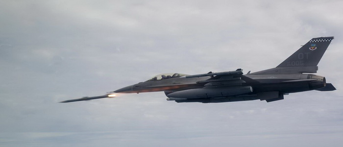 الولايات المتحدة | الموافقة على بيع 8 طائرات مقاتلة من طراز F-16 C / D Block 70 إلى بلغاريا.