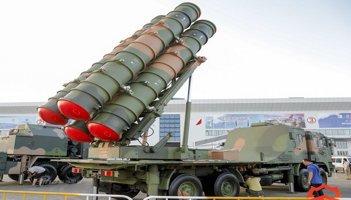 الصين | نقل شحنة صواريخ HQ-22 جواً دفعة واحدة وتسلّيمها لصربيا في تحد لدول الناتو.