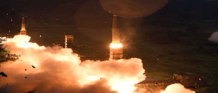 القوات الجوية الأميركية تجري تجربة ناجحة لإطلاق صاروخ "مينوتمان 3" العابر للقارات.