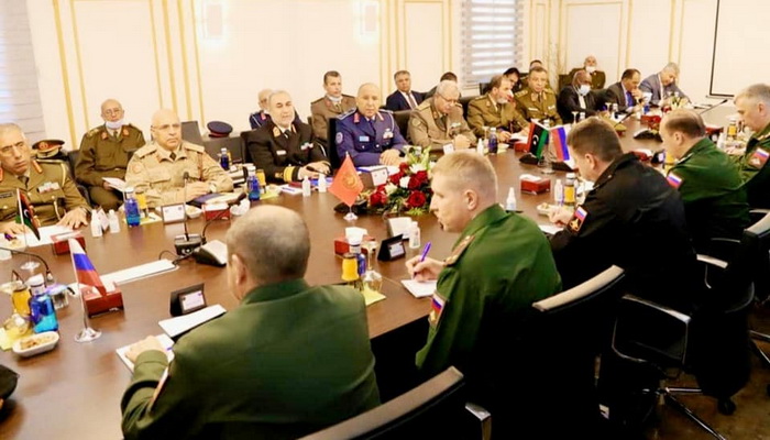 ليبيا | رئيس الأركان العامة للجيش الليبي يستقبل وفدا عسكريا روسيا في طرابلس.