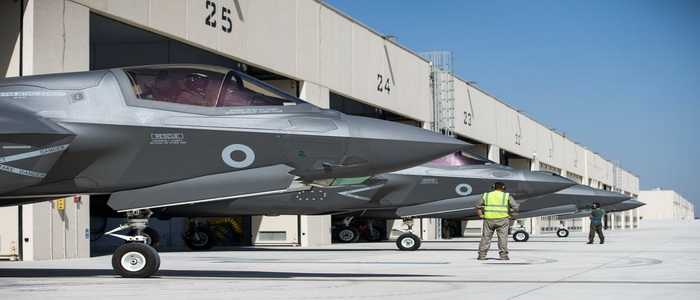 بريطانيا | تخفيض طلب شراء مقاتلات F-35 Lightning بنسبة 65 بالمائة.