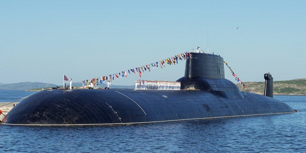 روسيا | أكبر غواصة في العالم "TK-208 ديمتري دونسكوي" التابعة للبحرية الروسية ستخرج قريباً من الخدمة. 