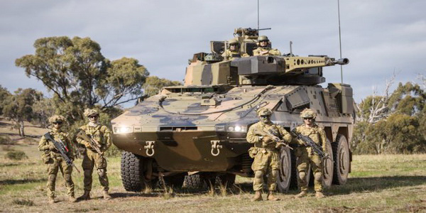 أستراليا | البدء في الإنتاج المحلي لمركبات المشاة Boxer في مركز Rheinmetall للتميز العسكري للمركبات العسكرية بولاية كوينزلاند.