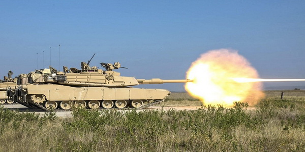 بولندا | السعي لإنتاج قذائف اليورانيوم المنضب لدبابات أبرامز Abrams الأمريكية في بولندا.