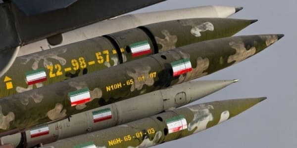 إيران | طهران تهدد بأسلحة جديدة وتلويح أمريكي برد عسكري.
