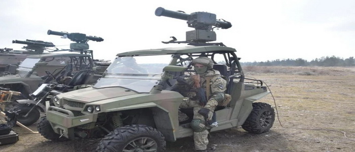 أوكرانيا | الجنود الأوكرانيون يستخدمون مركبات Geon Strike 1000 ATVs المجهزة بقاذفات صواريخ Stugna-P المضادة للدبابات في عملياتهم ضد القوات الروسية.