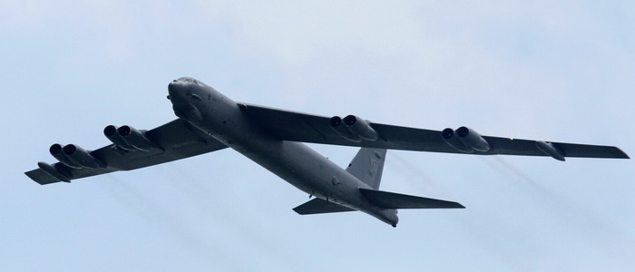 الولايات المتحدة | قاذفات أمريكية من طراز B-52 تحلق فوق رومانيا بكثافة غير مسبوقة أوروبا.