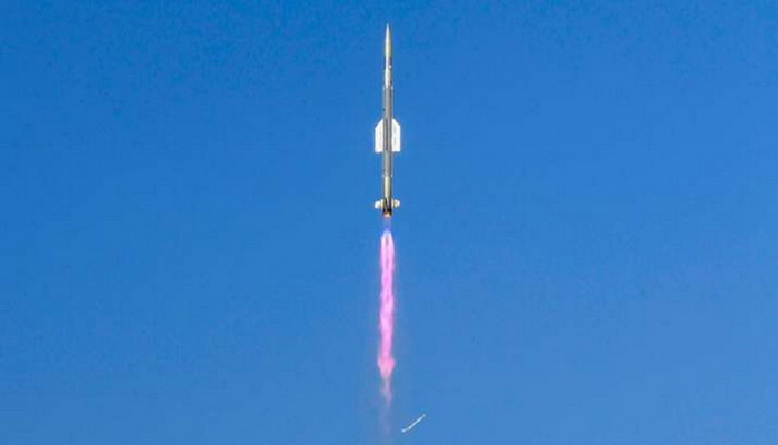 الهند | إختبار إطلاق ناجح لصاروخً VL-SRSAM الجديد قصير المدى المضاد للطائرات.  .