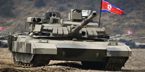 كوريا الشمالية | تعرض أحدث دباباتها من طراز M-2020 في تدريبات القوات المشتركة للجيش الشعبي الكوري.