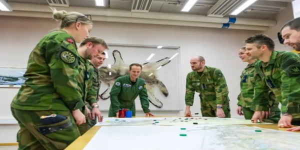 الدنمارك | التدريب على المفهوم الموحد للقيادة والسيطرة الجوية للحلفاء في منطقة الشمال أثناء تمرين الاستجابة الشمالية 2024 (NR24).