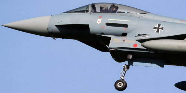 ألمانيا | القوات الجوية الألمانية تعتزم شراء 20 طائرة مقاتلة إضافية من طراز يوروفايتر تايفون.