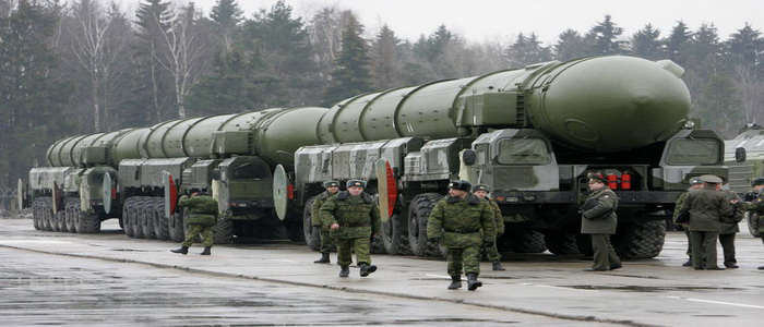 روسيا | وضع صواريخ Next Yars ICBM في صوامعها ضمن تشكيل الصواريخ الاستراتيجية في وسط روسيا.