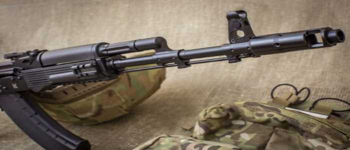 االهند تتخلى عن بندقيتها المحلية إينساس "INSAS" وتتسلح بكلاشينكوف АK-103.