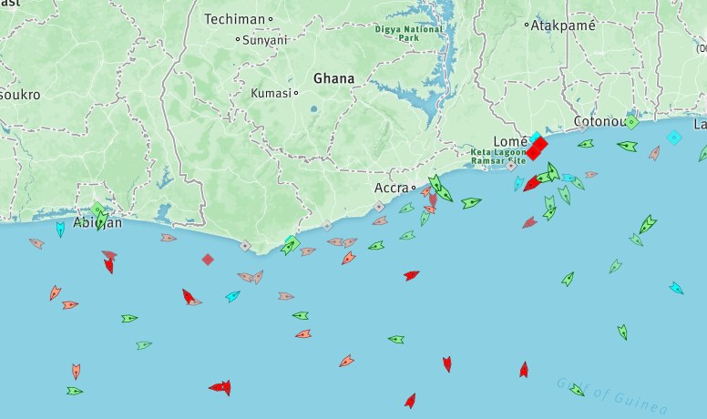 حكومة غانا تتعاقد لتتبع السفن الصغيرة