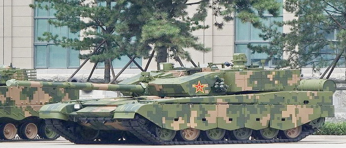 أسلحة صينية جديدة تظهر في بروفة العرض الثانية للاحتفال بالذكرى السنوية لجيش التحرير الشعبي.