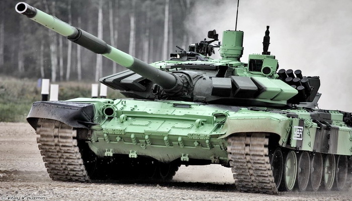 وصول دبابات القتال الرئيسية المحدثة T-72B3 للقوات الروسية.