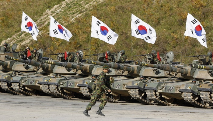 موقع أمريكي متخصص يقارن ويرصد القدرات القتالية لجيشي الكوريتيين