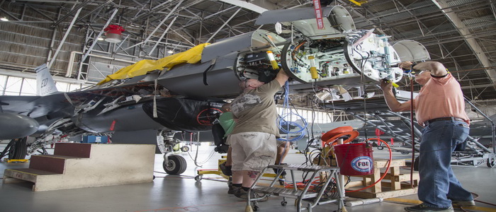 سلاح الجو الامريكي ينصب رادار APG-83 AESA على متن مقاتلاته نوع F-16 
