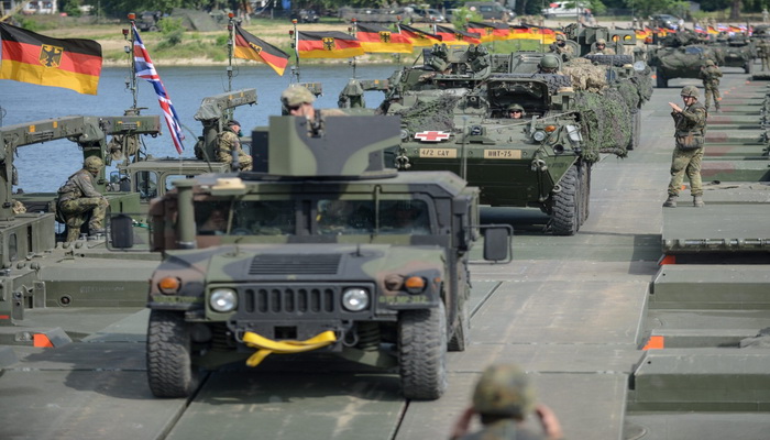الناتو يطالب ألمانيا بزيادة نفقاتها العسكرية في الحلف