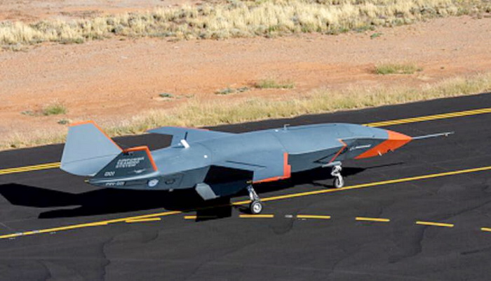 أستراليا | شركة Boeing Australia  تختبر بنجاح معدات الهبوط للمركبة الجوية Loyal Wingman بدون طيار.