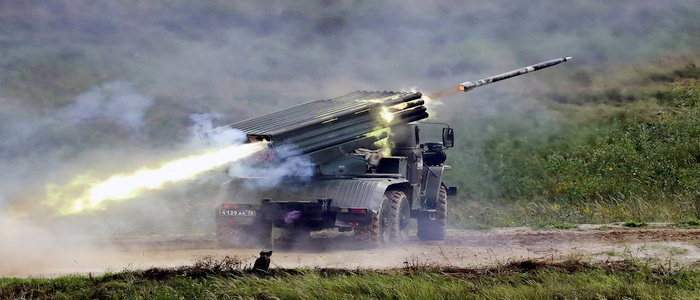 روسيا | تطوير نظام إطلاق صواريخ Tornado-G متعدد الطائرات يمكن إسقاطه جواً.