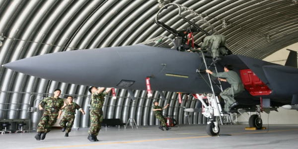 كوريا الجنوبية | سلاح الجو يعزز قدراته مع ترقية F-15K وناقلات التزود بالوقود الجوي.