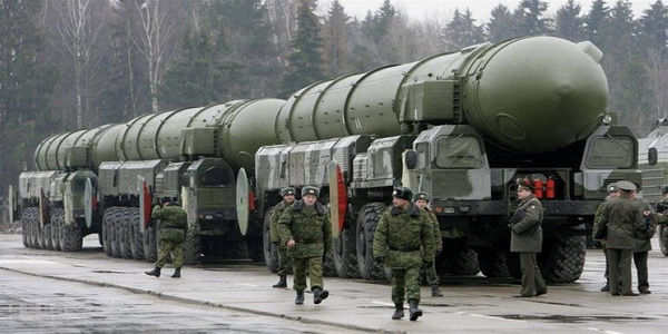 الناتو | الحلف الأطلسي يحذر من «الخطاب الروسي» بشأن نشر أسلحة نووية في بيلاروسيا.