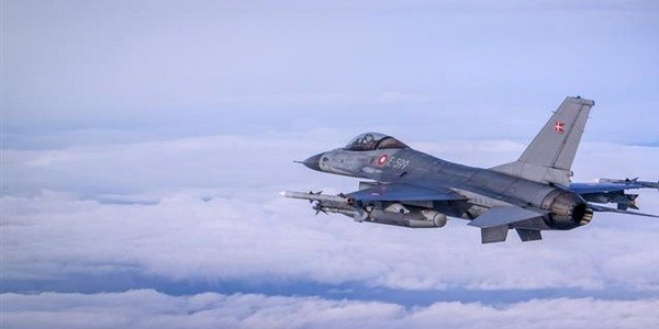 الدانمارك | بيع طائرات مقاتلة متعددة المهام من طراز F-16 إلى الأرجنتين إيذانًا بمرحلة إعادة تشكيل بنيتها التحتية. 