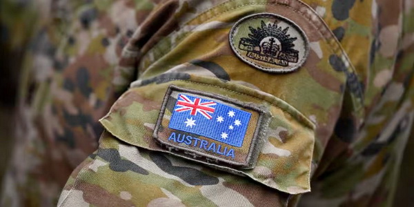 أستراليا | السماح بضم أجانب إلى قوة الدفاع الأسترالية لسد العجز في عدد القوات و التوظيف الدفاعي.
