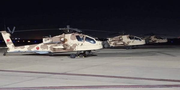 المغرب | يتسلم الدفعة الأولى من مروحيات الأباتشي AH-64E الأمريكية ويعزز قدراته الدفاعية الجوية.