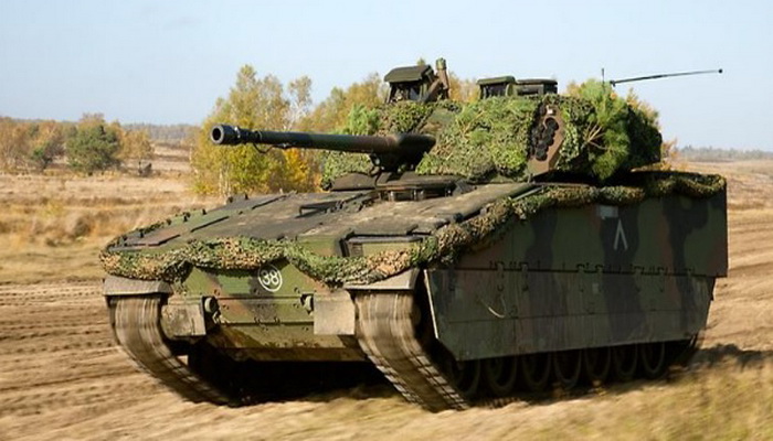 السويد | شركة Krauss-Maffei Wegmann أنظمة تدريب CV90 للجيش السويدي.