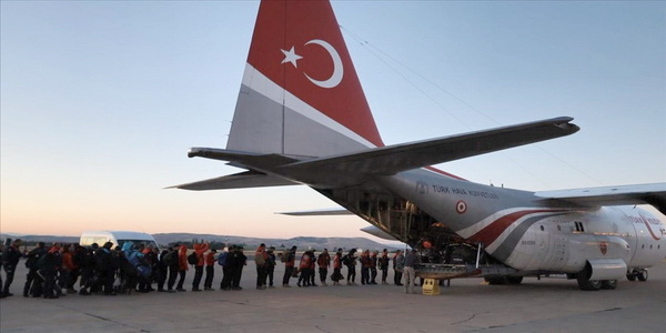 تركيا | تواصل ورود المساعدات الطبية العاجلة إلى ليبيا.