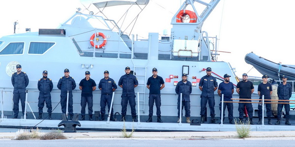 ليبيا | رئاسة أركان القوات البحرية بمختلف وحداتها تشارك في عمليات البحث والإنقاذ وتقديم المساندة للمناطق المنكوبة شرق البلاد.
