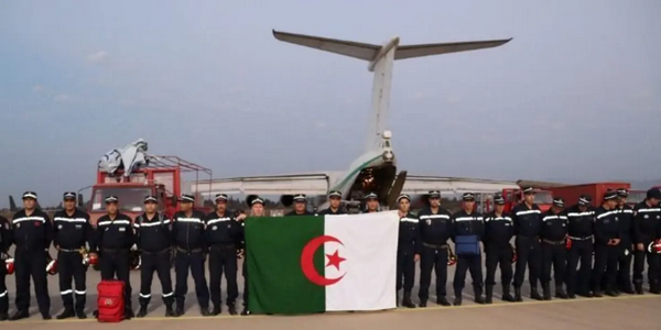 الجزائر | تسيير جسر جوي لإرسال مساعدات إنسانية واستعجالية إلى ليبيا.